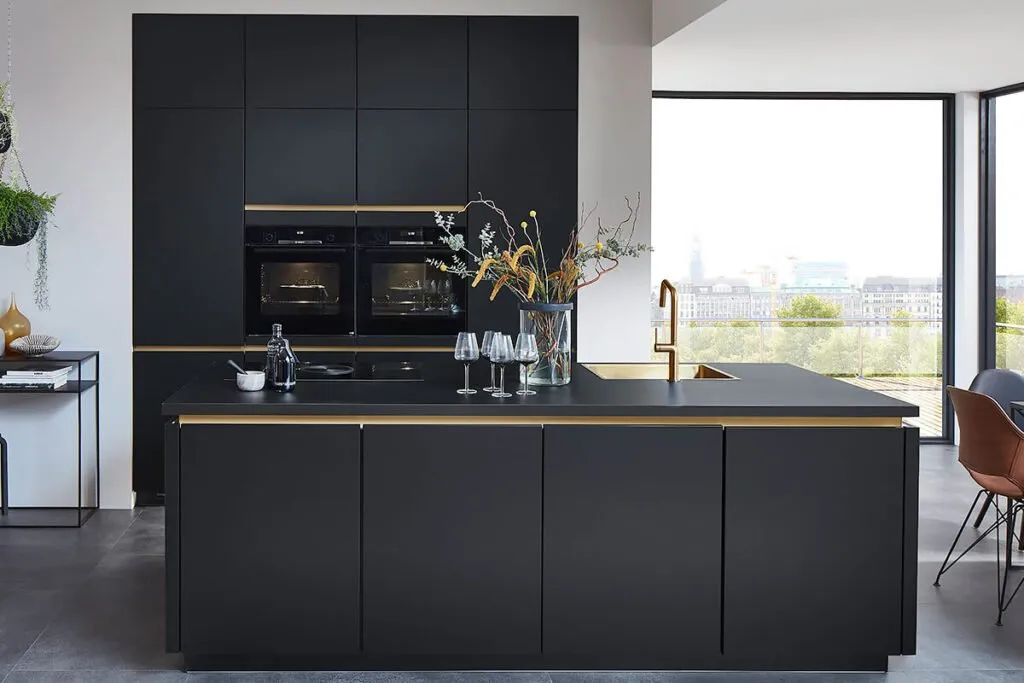 Modern Handleless Kitchen